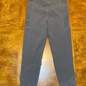 Athleta Capris Leggings